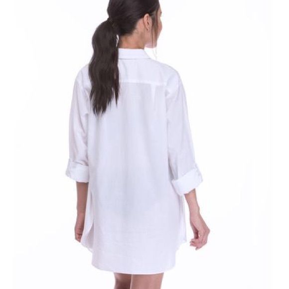 White Oversized Collared Button Down Shirt - Picture 3 of 8